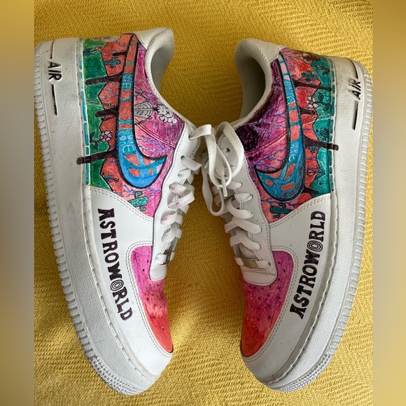 astroworld nike shoes